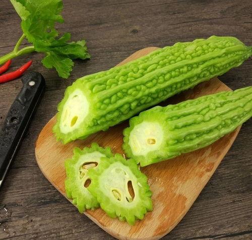吃美食视频煮角瓜,角瓜炖肉，营养满分的一餐